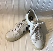 VEJA Campo Sneakers Size US 7 / EU 38 T2 A Great, Very Clean Condition