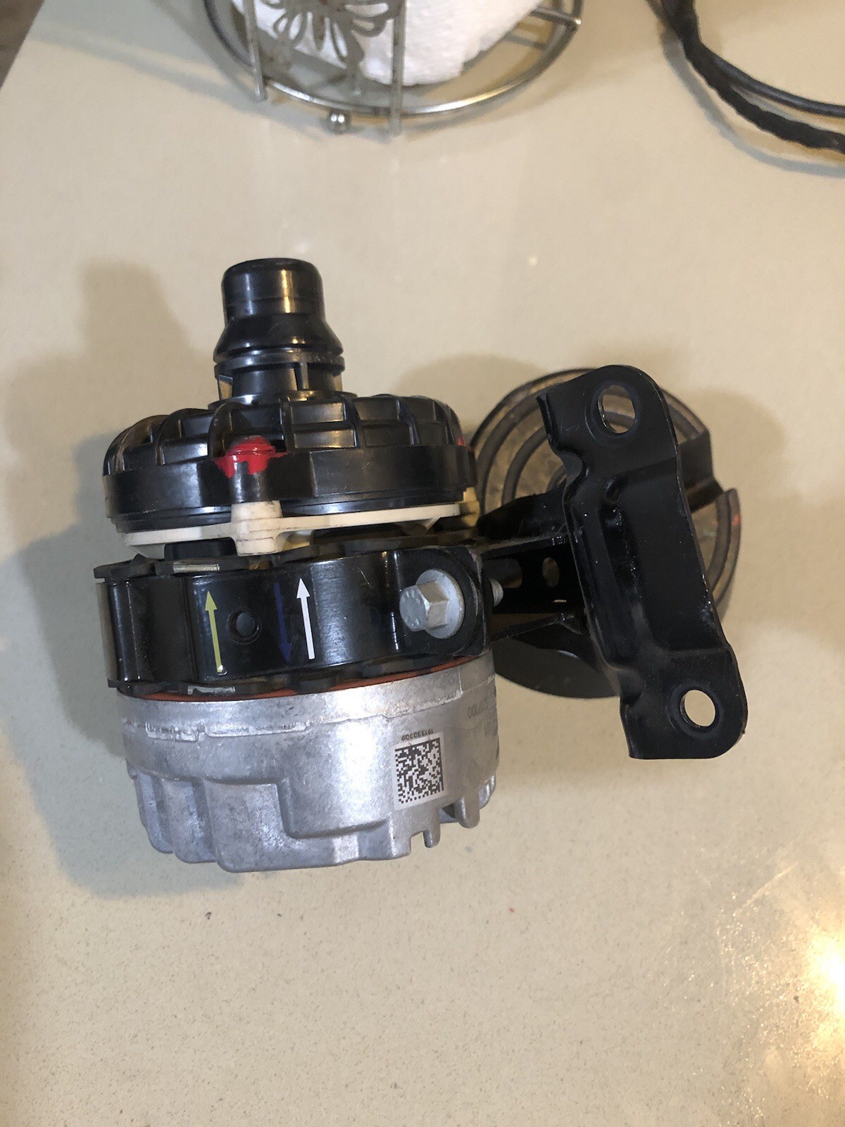 2020 ASTON MARTIN VANTAGE Auxiliary Electric Water Coolant Pump HY53-8B590 OEM