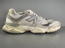 New Balance 9060 Shoes Mens Size 12 Gray White U9060GRY Chunky Sneakers Casual