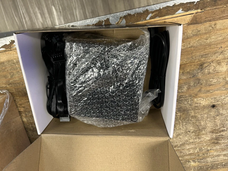 Raidmax Vortex 600 W 80 Plus Gold Power Supply RX-600AE-V - Image 2 of 4