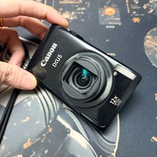Canon IXUS 1100 HS Digital Camera 12.1MP TOUCH SCREEN  1 Battery  8GB SD Card