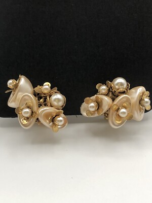 Vintage Miriam Haskell Earrings Gold Tone Flowers W/ Faux Pearls Filigree
