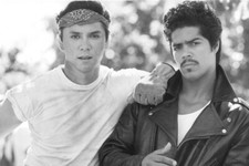 La Bamba Lou Diamond Phillips Esai Morales 24X18 Poster
