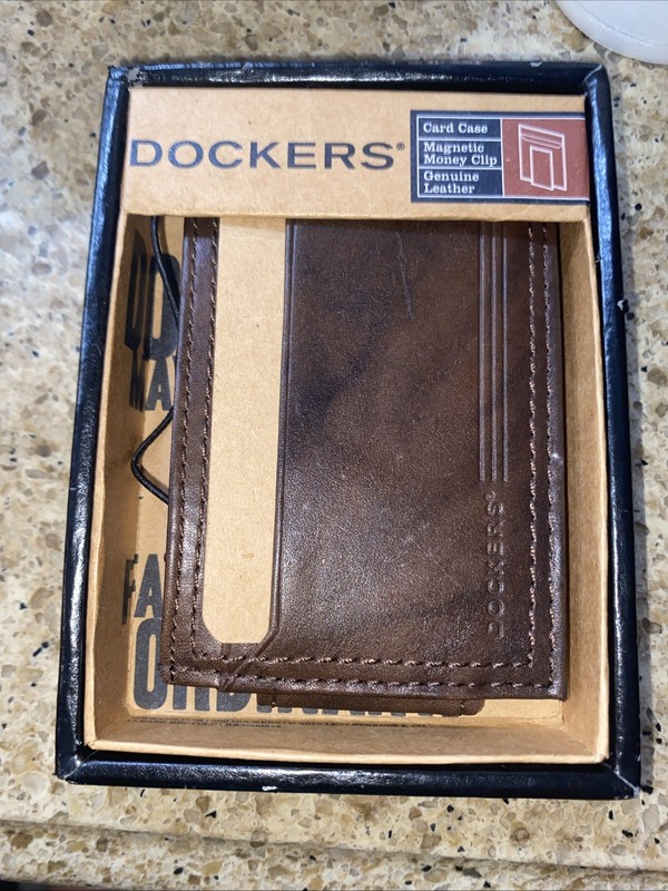 Dockers magnetic money cilp Genuine Leather.