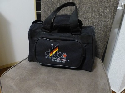 2 Kegelkugeln plus Kugeltasche, sehr guter Zustand