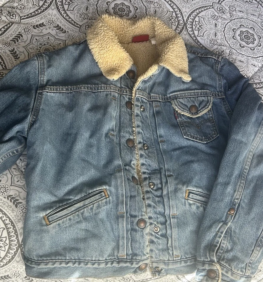 Chaqueta vaquera de camionero forrada Levi's Sherpa para mujer/juniors L ver medidas Foto 2 de 4