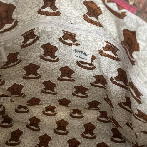 NWT VERA BRADLEY Hathaway Tote, Hogwart's Library Patchwork/Harry Potter $160 - Picture 8 of 8