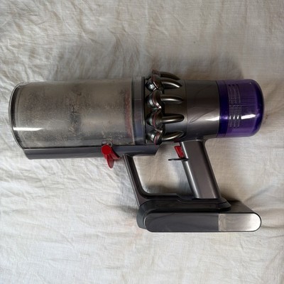 Dyson V11 Animal Cordless Vacuum Cleaner , SV15 + Battery Tested Dirty No Extras