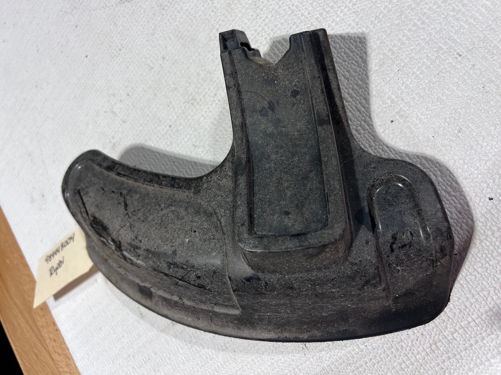 Homelite 984443004  GRASS DEFLECTOR ASSEMBLY (#6659)