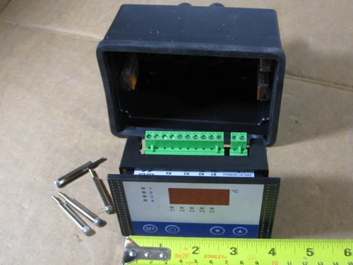 ERS Electronic GmbH Chiller MRF-2-001-A Temperature Controller 230VAC 104444