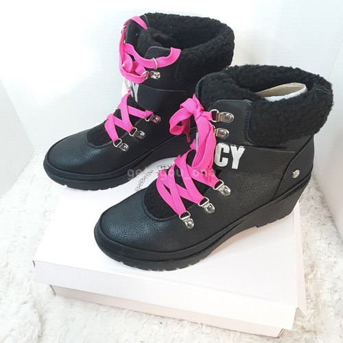 NWB Juicy By Juicy Couture Women's Halstin Booties Wedged Boots Black Shoes - Picture 6 of 9