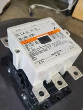 Fuji ELECTRIC sc-n10 contactor 240-540VAC @ 220Amps MAGNETIC  CONTACTOR