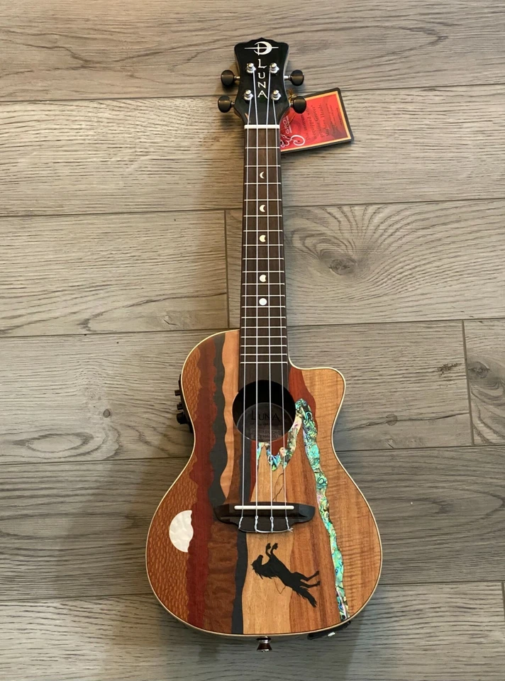 Luna Guitars Vista Stallion Concert A/E Ukulele w/ Gigbag, New! - Image 2 of 4