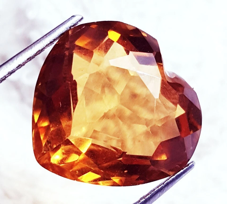 Citrine 10.00+ Ct Loose Gemstone Heart Shape With Certificate - Image 2 of 4