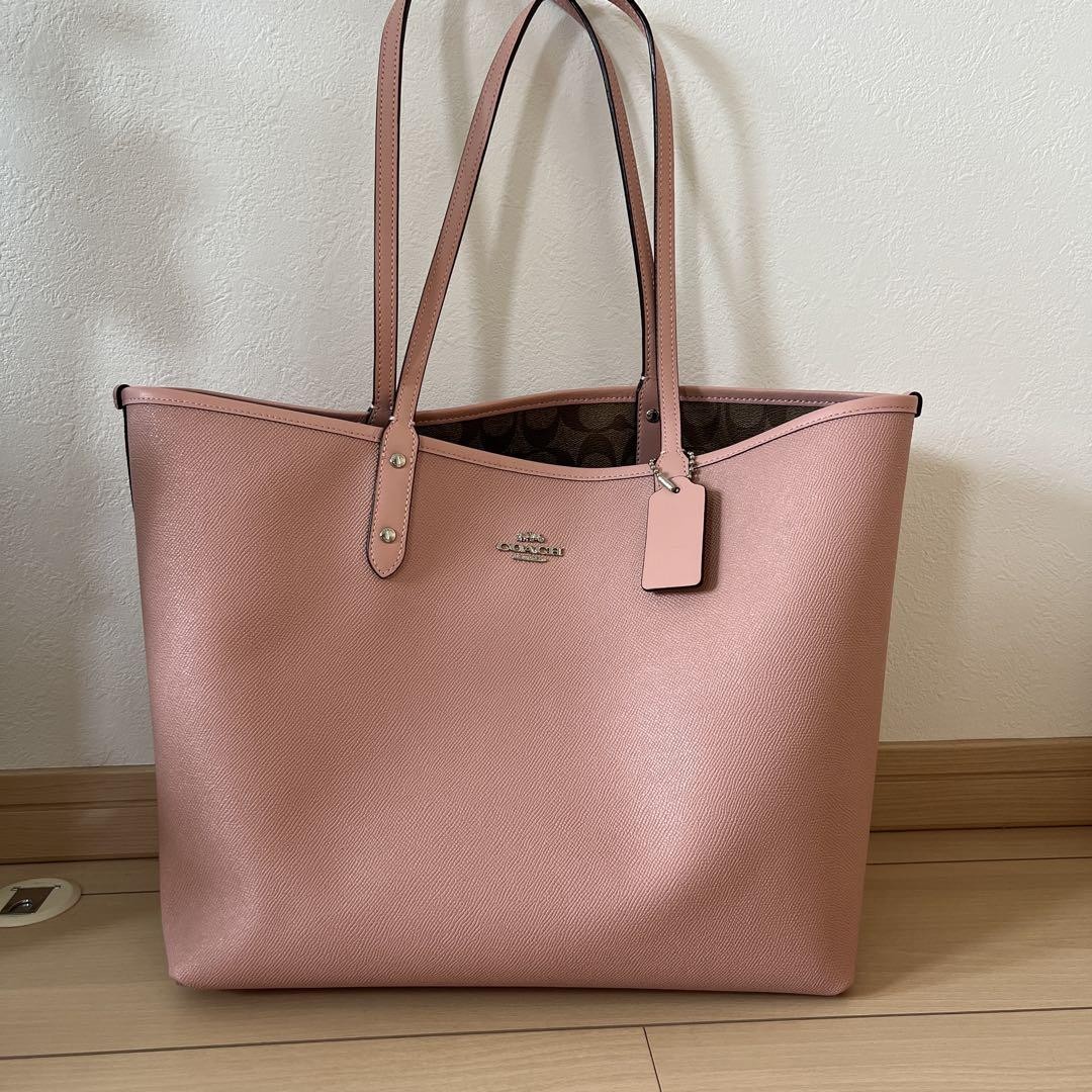 COACH reversible shoulder bag 23a Niagamas Lestari Gemilang