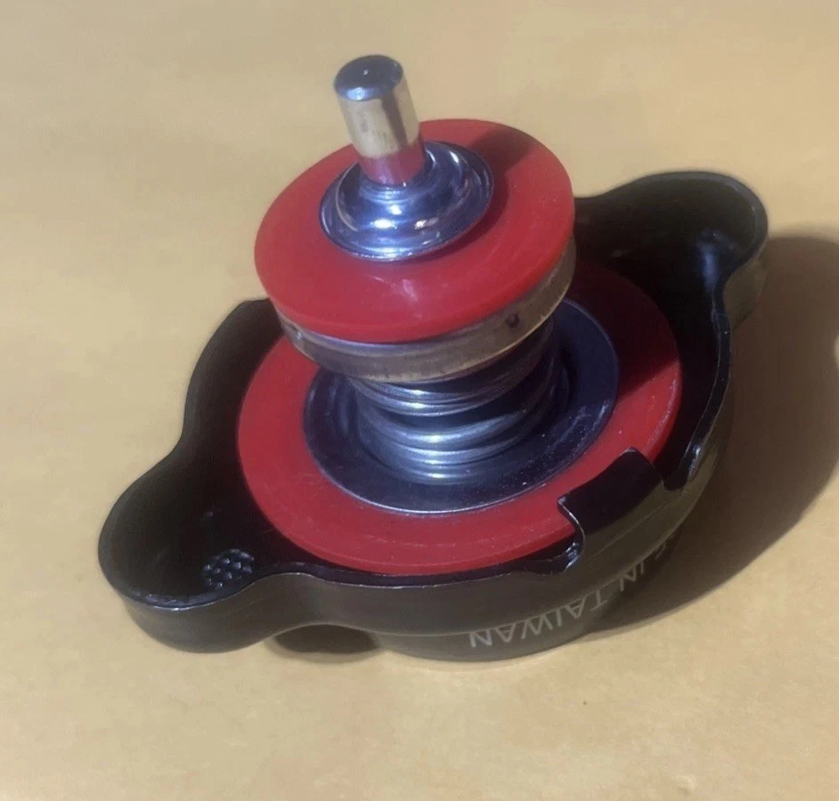 Tapa Radiador Alta Presión Tusk con Medidor de Temperatura 2.0 Bar Dirt Bike Foto 3 de 4