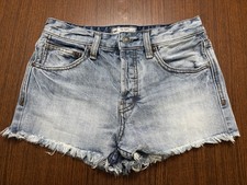 Free People Blue Denim Camp Frayed Hem Button Fly 100 Cotton Jean Shorts 24