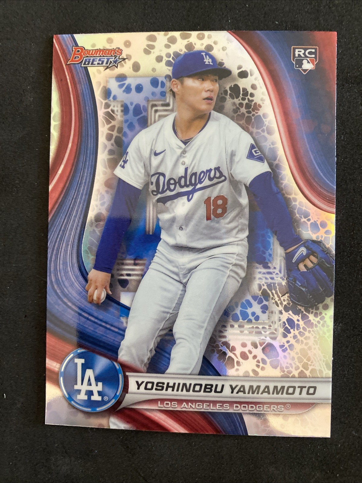 2024 Bowman's Best - Yoshinobu Yamamoto #34 Refractor (RC)