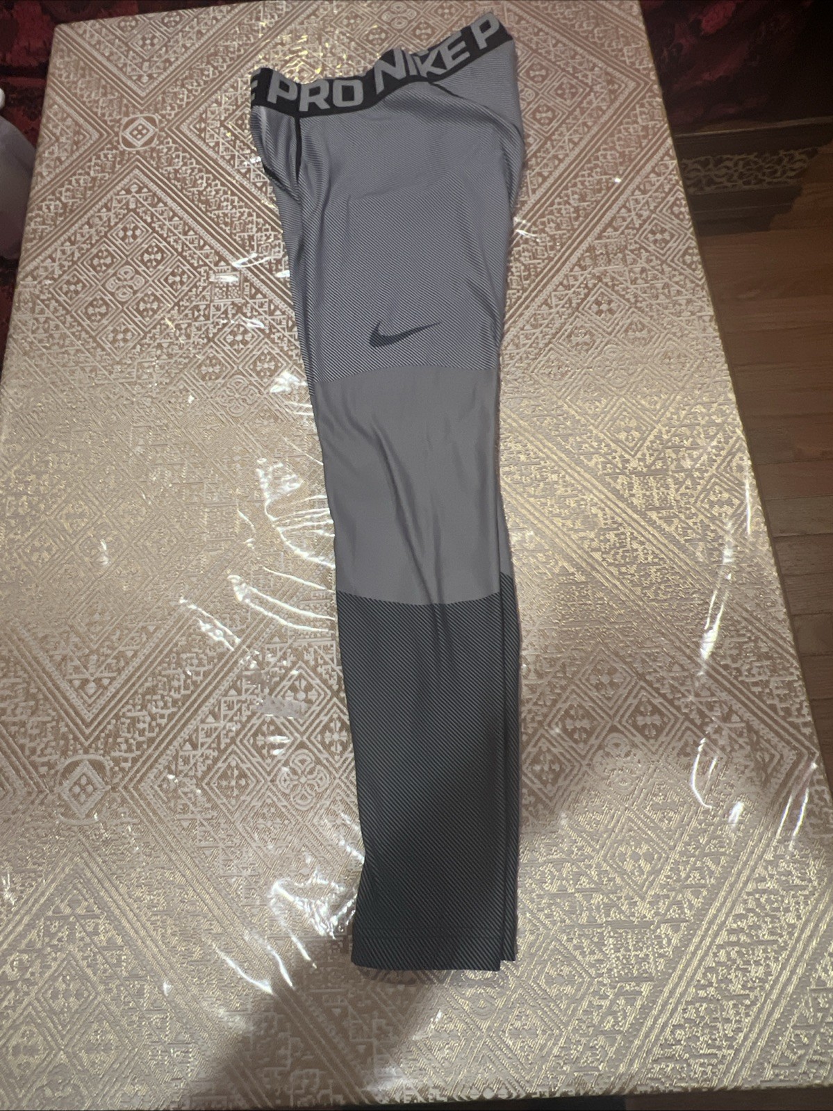 Pre-Owned Nike Pro Hyperwarm Lines Compression Pa… - image 14