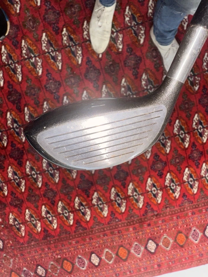 Titleist 975 F #3 Wood / 13.5 Degree / Stiff Flex Proforce 75 Gold Shaft - Image 3 of 4