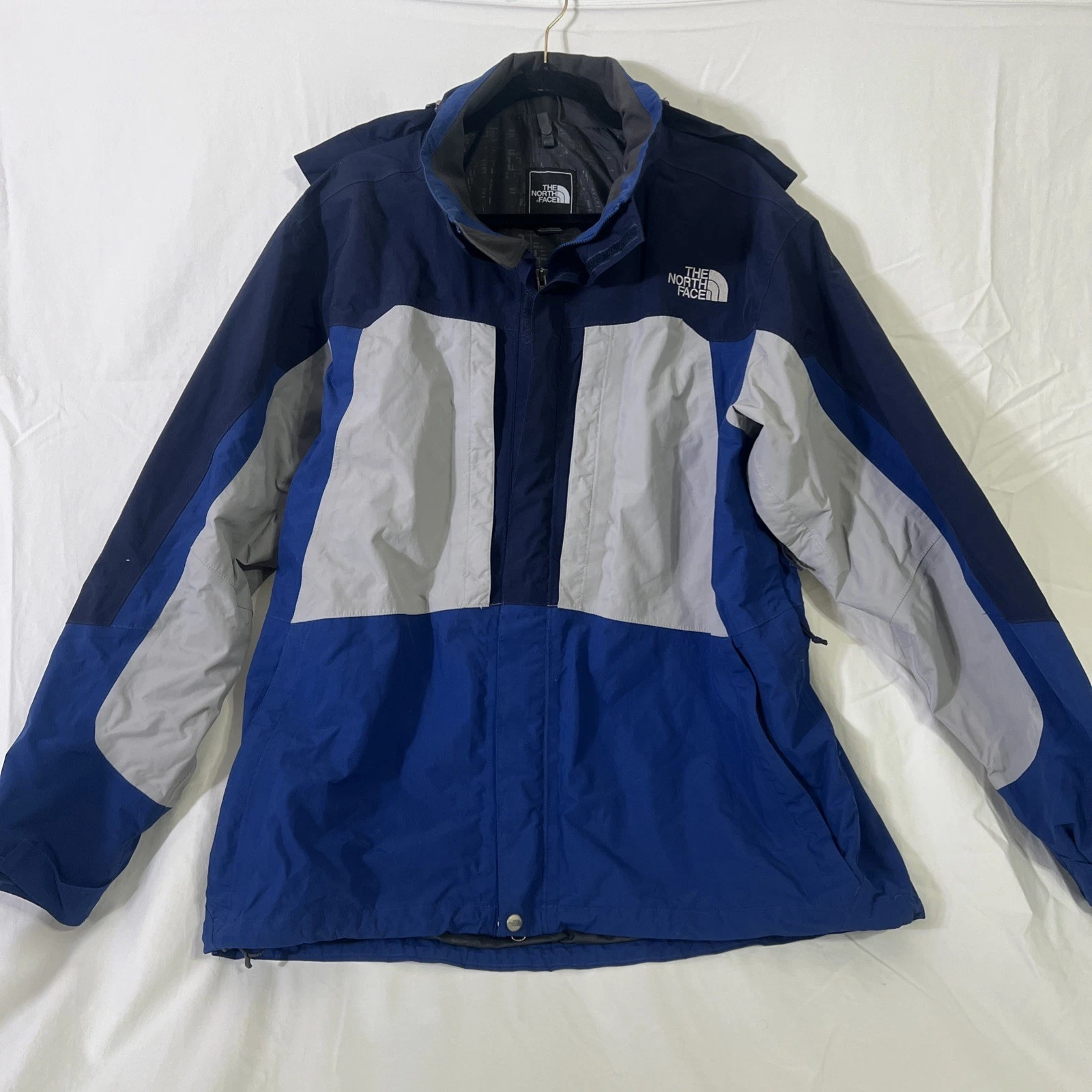 Men's The North Face Men’s HyVent Jacket Blue and Gray Size XL Great condition