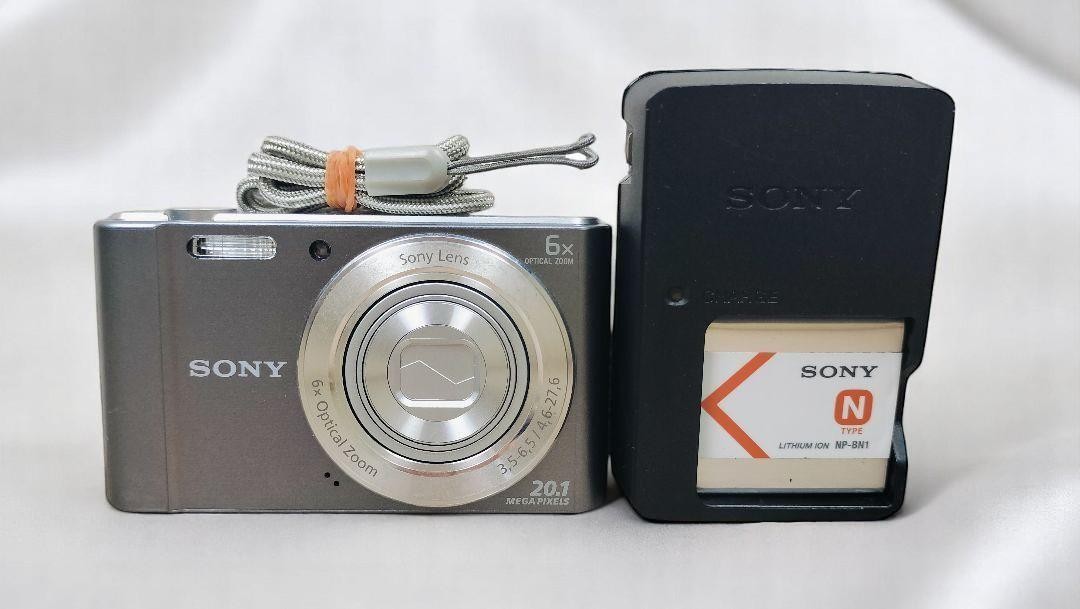 Mint] Sony Cyber-shot DSC-W810 20.1MP Digital Camera Silver