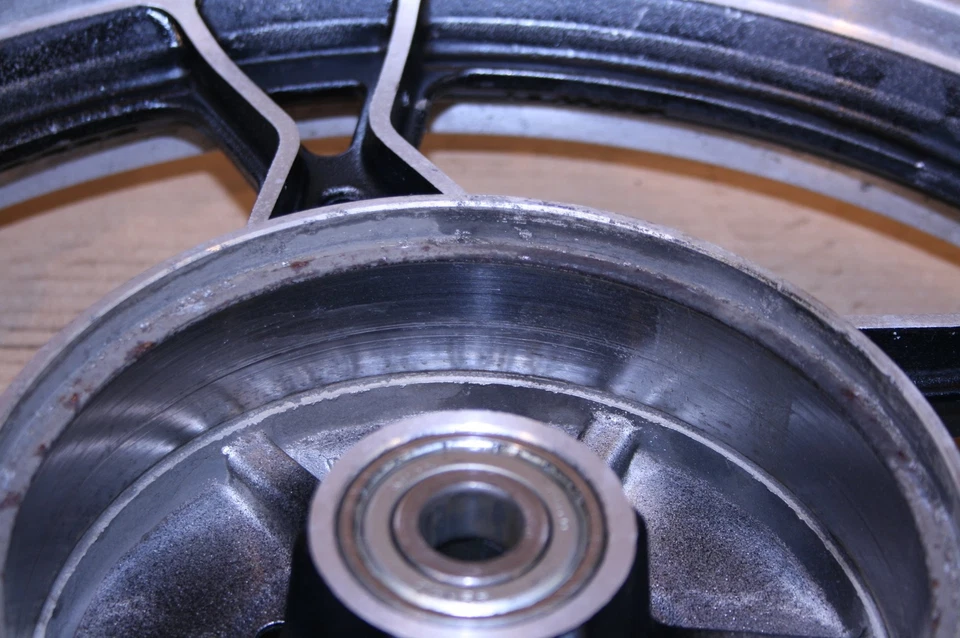 Suzuki GS450L GL51D 1985-1987 Hinterradfelge Felge Hinterrad 2,15x16 - Bild 4 von 4