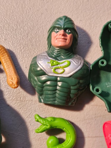 VINTAGE 1986 HE-MAN MOTU MASTERS OF THE UNIVERSE KING HISS FIGURE +SHIELD SEPTOR - Picture 3 of 10