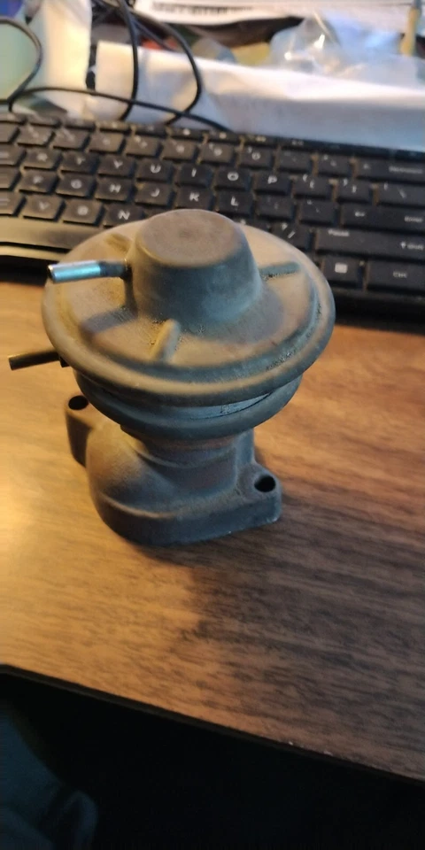 MERCEDES W124 300E Cambio Regulador Válvula EGR Usado Funciona PIERBERG 7076 Foto 2 de 4