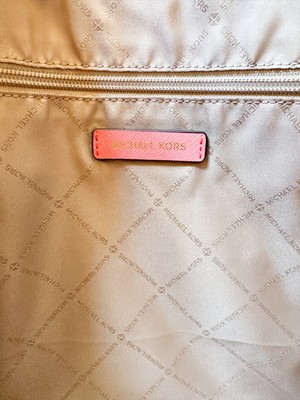 Michael Kors Charlotte Large Saffiano Leather Women 