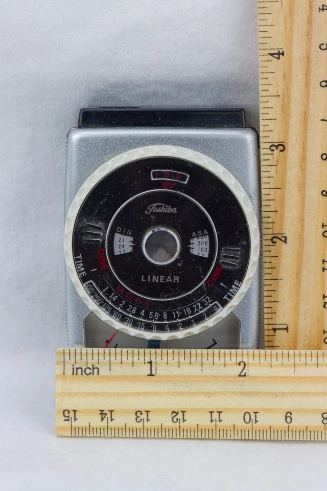 Medidor de luz lineal Toshiba, Japón, PARA REPUESTOS/SIN PROBAR Foto 2 de 4