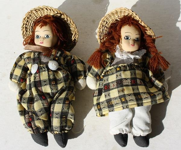 * antique doll ୨୧ ストローハットの ペグドールさん antique doll ୨୧ ストローハットの ペグドールさん - メルカリ