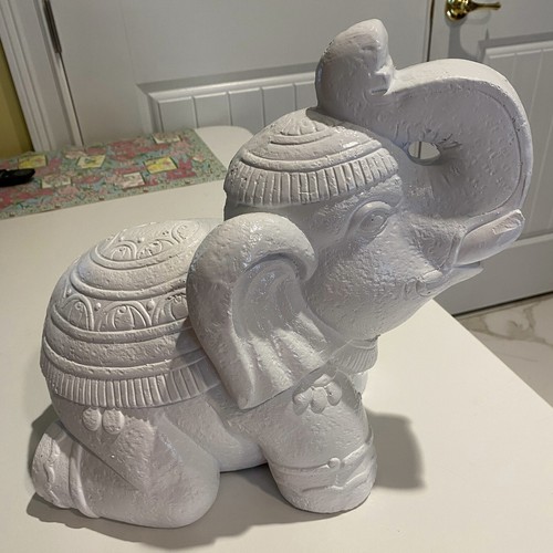 13”h White Elephant Garden Statue, Lawn Ornaments, Figurines