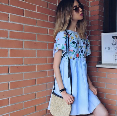 ZARA OVERALL MINI KLEID STICKEREI 