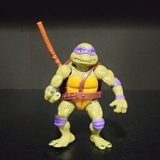 Teenage Mutant Ninja Turtles Donatello Action Figure, Green/Purple w/ Bo Staff