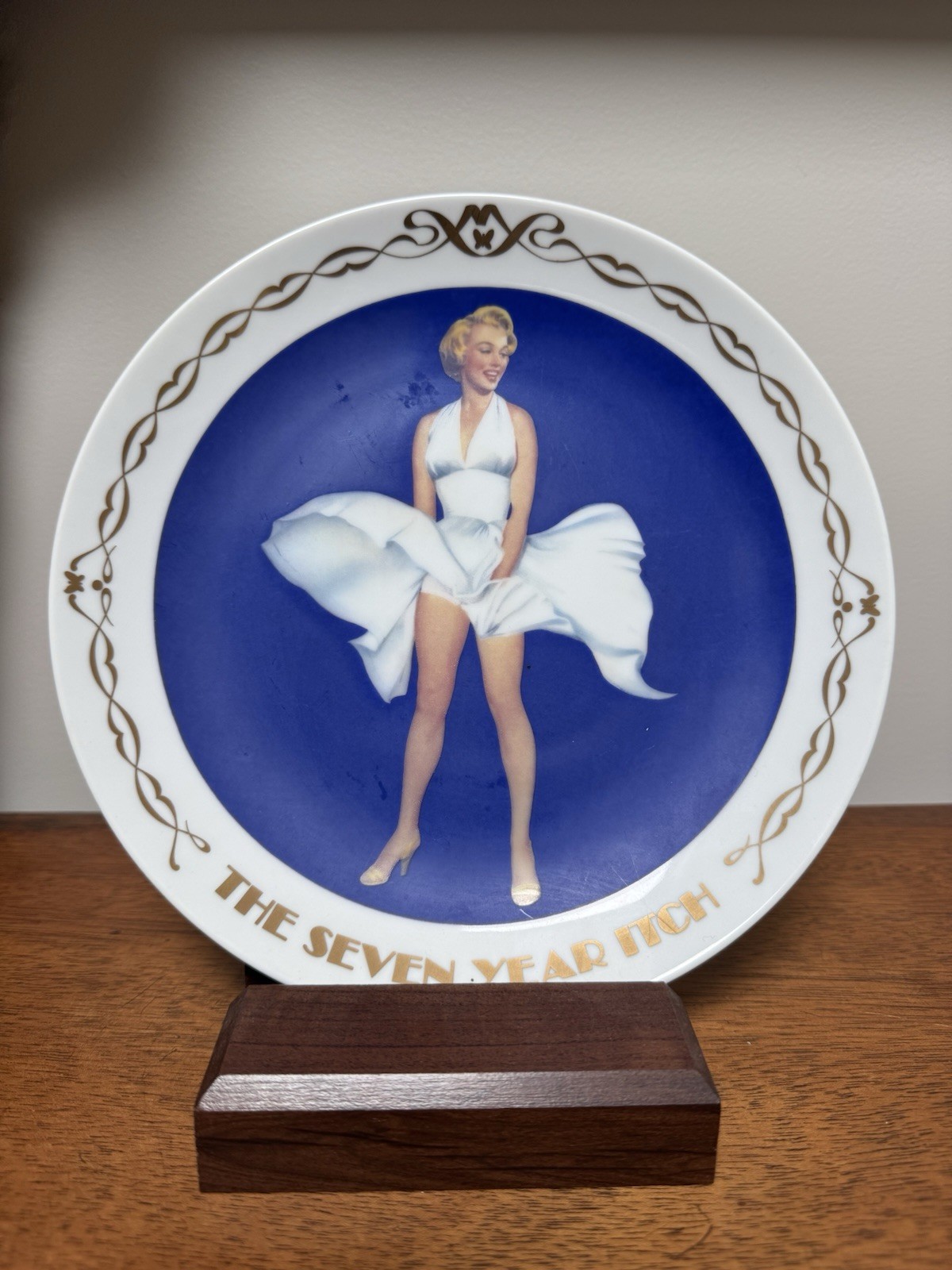 Vintage Marilyn Monroe collector plate from The Seven Year Itch 1955 film