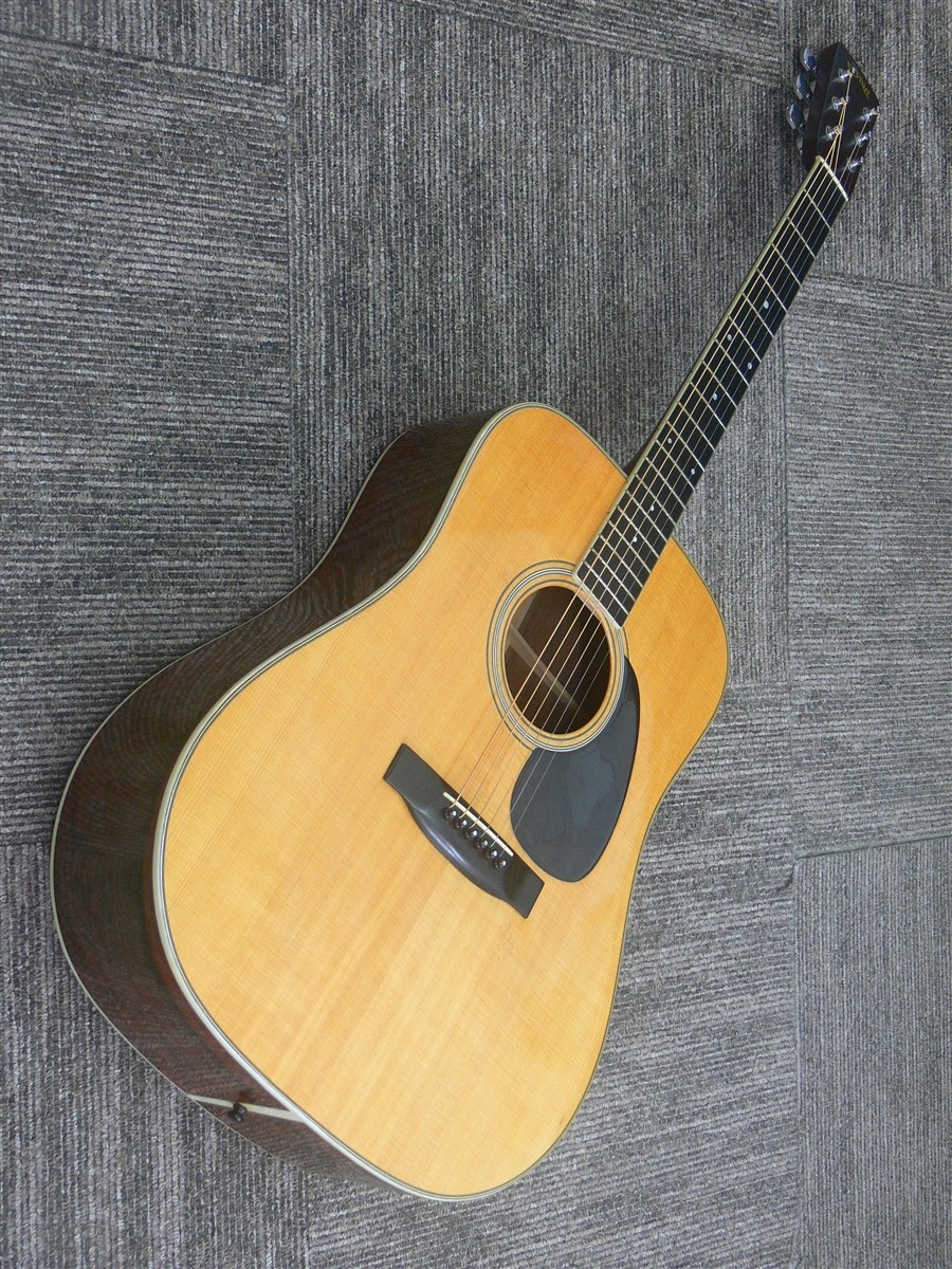 s.yairi YD-303 with original hard case