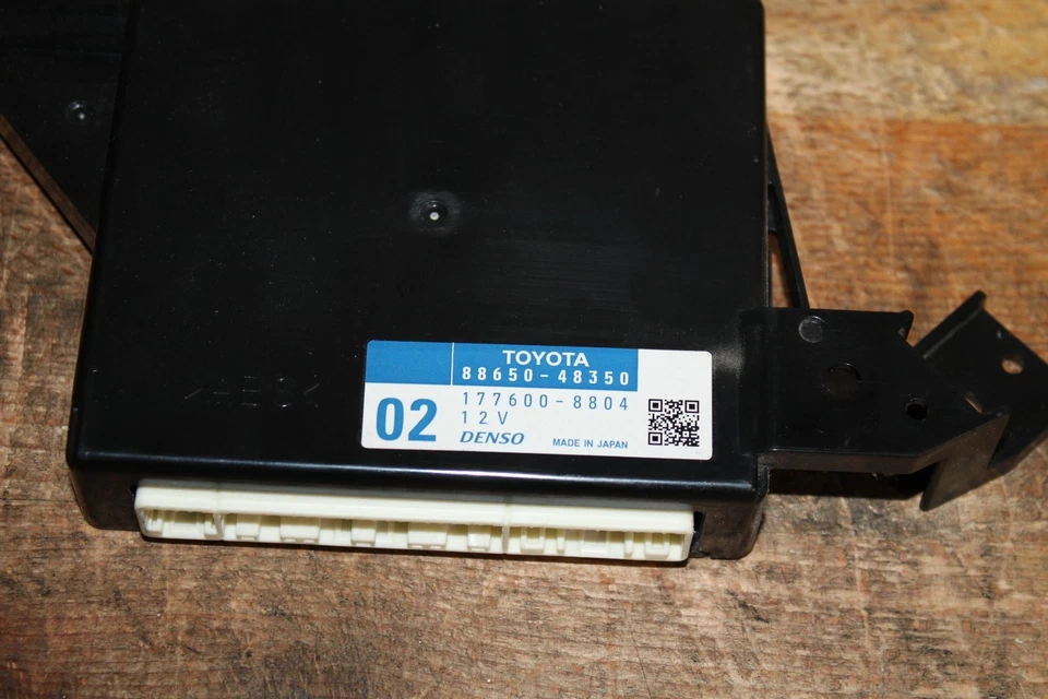 Amplificador de aire acondicionado genuino Lexus RX350 2010 OEM 88650-48350 Foto 4 de 4