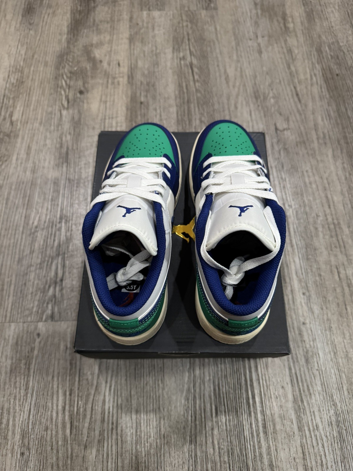 AIR JORDAN 1 LOW GS RARE AIR SAIL DEEP ROYAL BLUE SIZE 6Y NEW WITH BOX image 4
