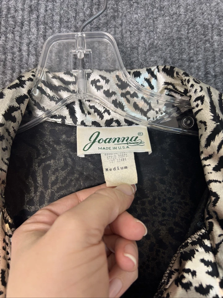 Blusa vintage Joanna para mujer con botones talla mediana con estampado animal recubierto metálico Foto 4 de 4