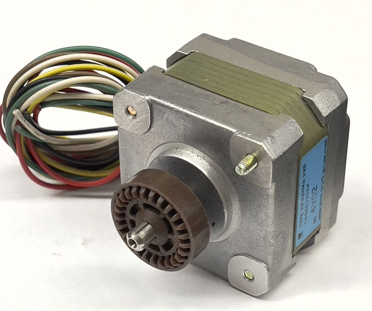 Vintage Japan Servo Co KP42HM2-226 1.8 Deg Stepper Motor | eBay Vintage Japan Servo Co KP42HM2-226 1.8 Deg Stepper Motor | eBay
