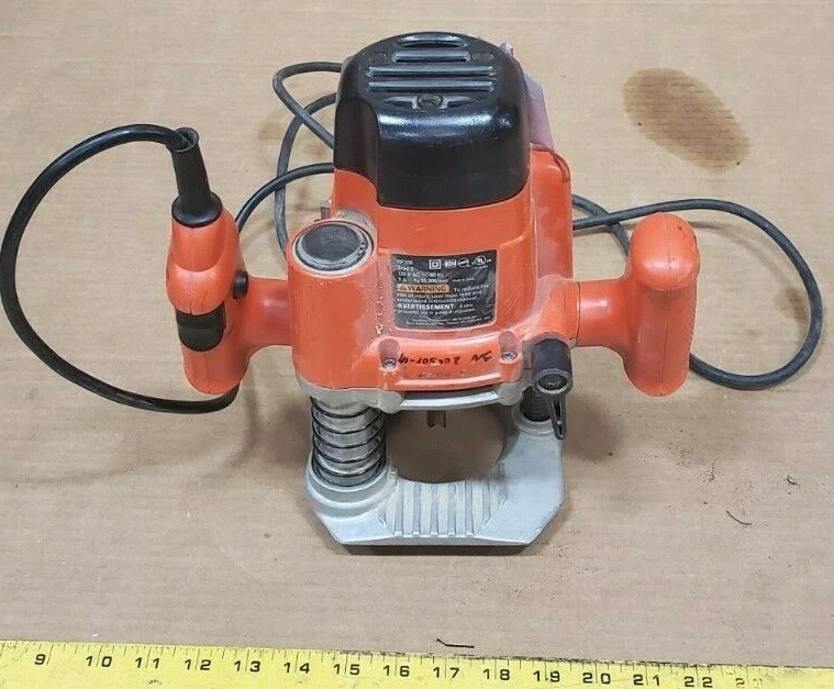 Black Decker RP200 1 3 4 Horsepower Plunge Router eBay