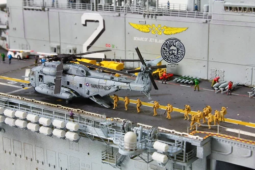 High-precision 1:350 CH-53E Super Stallion Transport Helicopter Model Kit