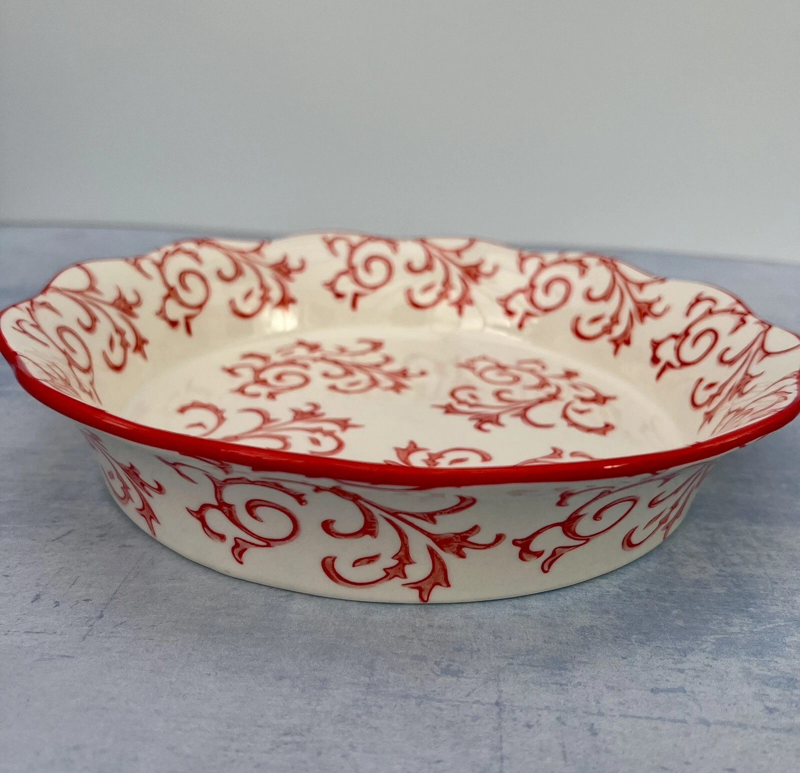 Red Swirl Patterned Pie Dish, 25.5cm