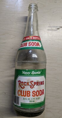 VINTAGE ROCK SPRING CLUB SODA ''HAPPY SPARKLE'' RETURNABLE MONEY BACK BOTTLE 26 OZ