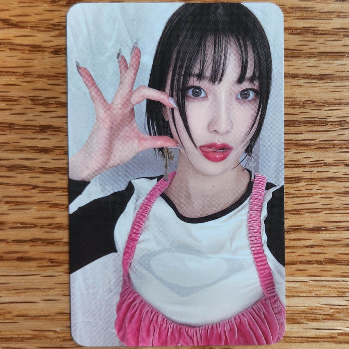 Riina Official Photocard H1-Key 1st Mini Album Rose Blossom