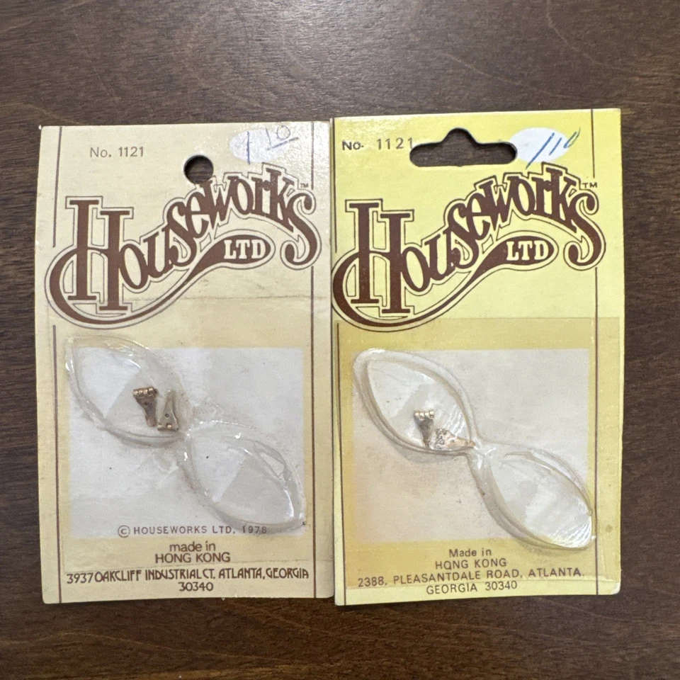 VTG Dollhouse Miniature Brass Hardware Lot Of 6 HOUSEWORKS Hinges Wall Hook 1:12 - Image 4 of 4