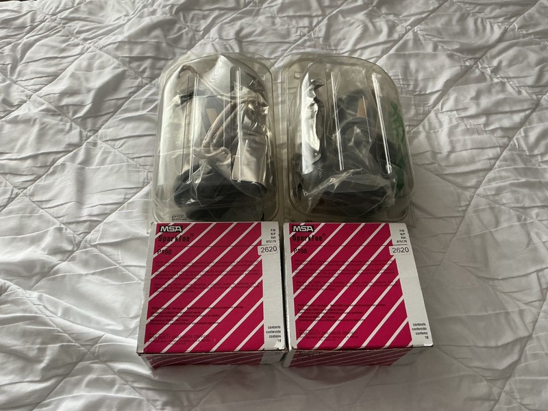 lot of 2 msa 815359 advantage 1000 riot control gas masks+2 boxes of filters