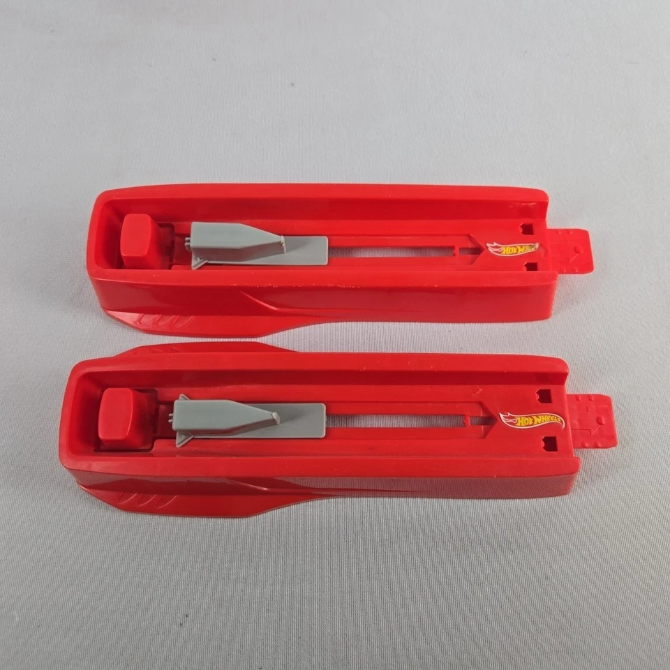 Hot Wheels Pull Back Launcher Mattel 2011 Red and Gray Needs Rubber Band - Image 2 of 4