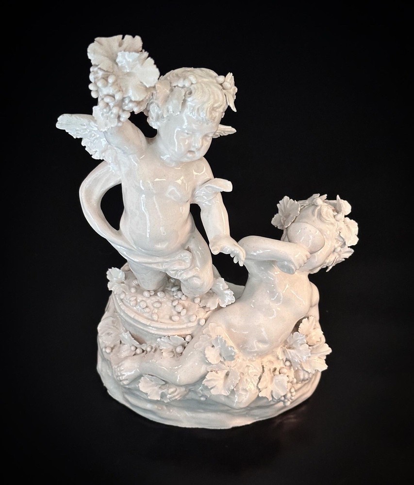 CAPODIMONTE Cherubs w Grapes Porcelain 10” Figural Group - Made In Italy (As Is)